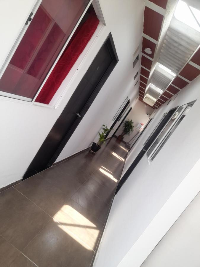 Apartaestudios El Jardin Cali Exterior foto